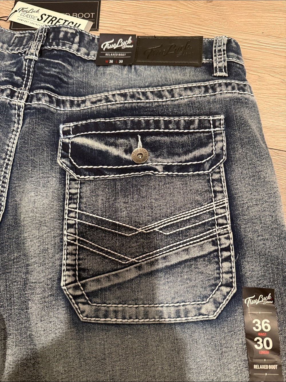 True Luck Classic Relaxed boot waist 36 and length Men's Jeans in Washed Blue